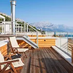 Villa Complex Wind Rose *