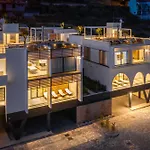 Villa Complex Wind Rose *