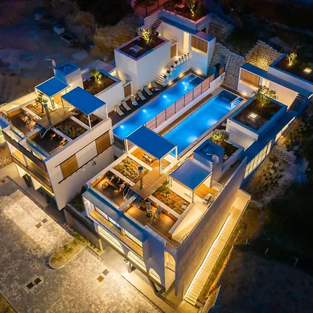 Villa Complex Wind Rose Marusici (Split-Dalmatia)