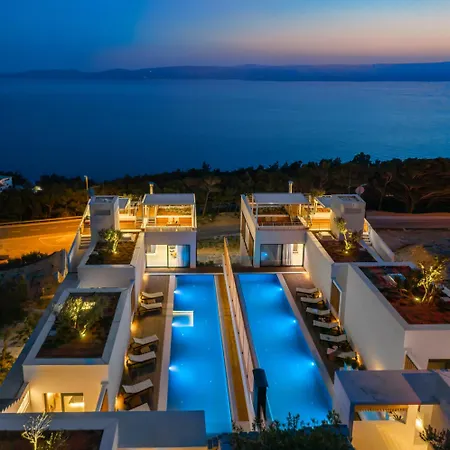 Villa Complex Wind Rose