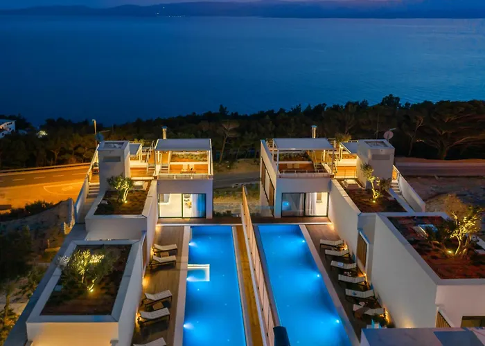 Villa Complex Wind Rose